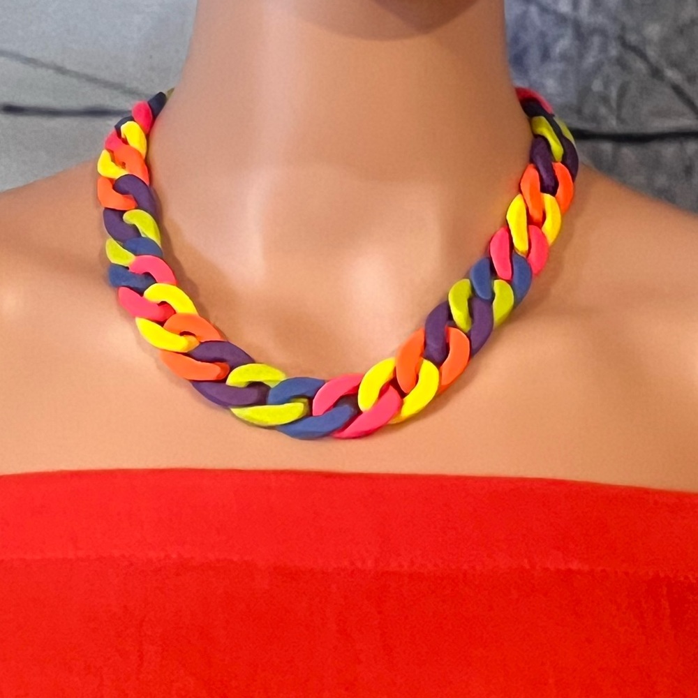 Forever Crystals Glow Necklace Multicolor